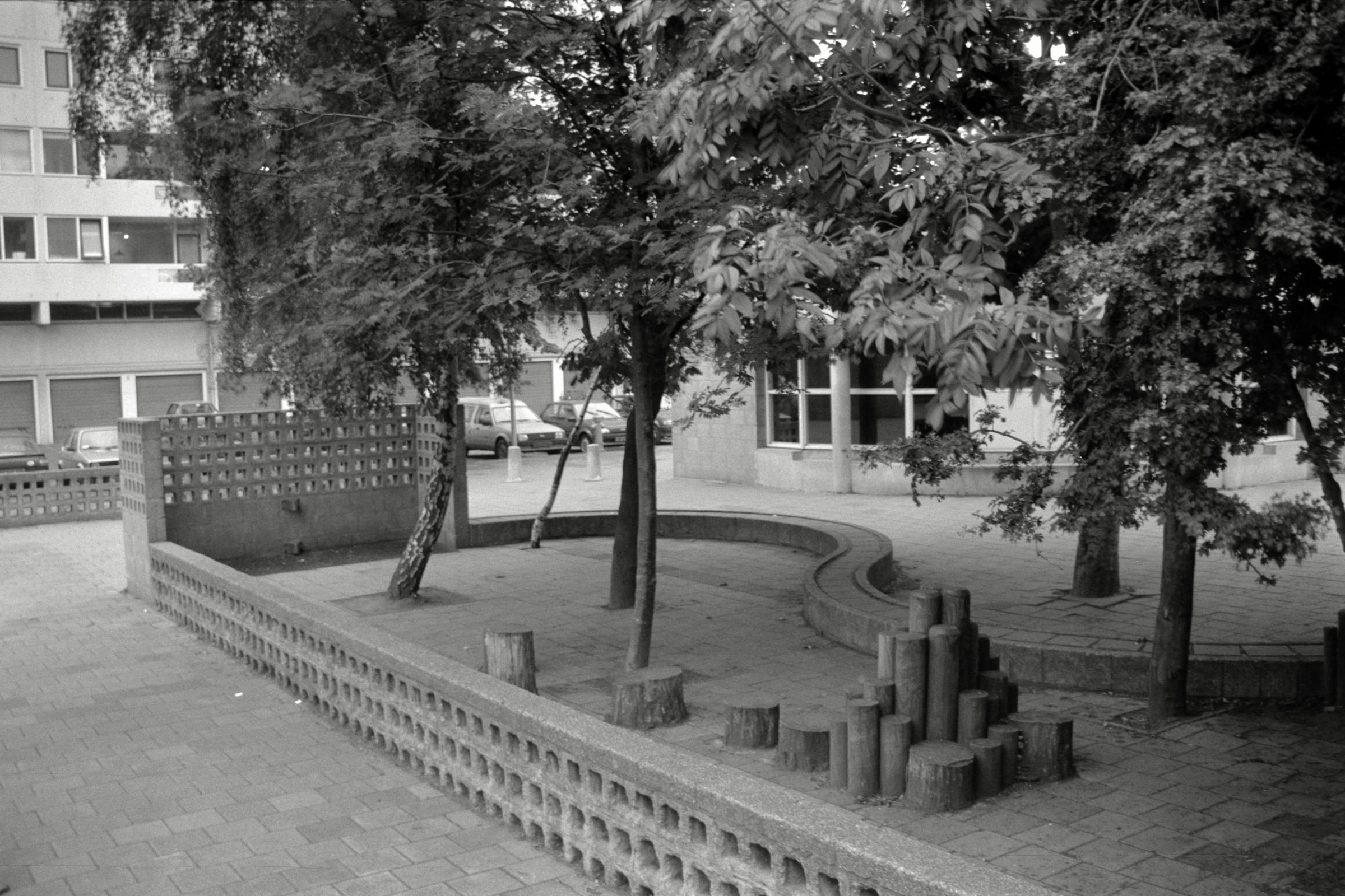 AHP F1992 06 004 sc250507 img28 NLP